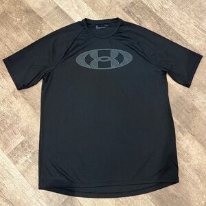 Men’s Under Armour Athletic Shirt